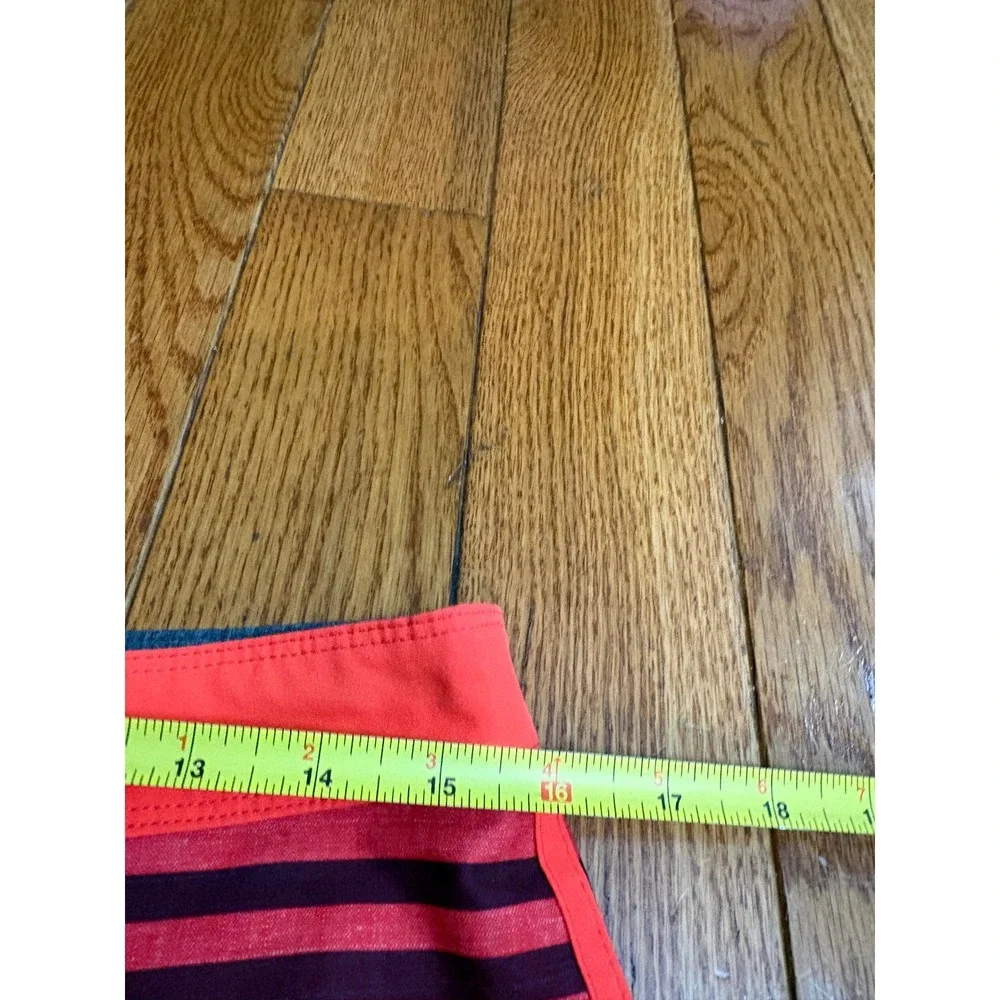 Hurley Boys Red Blue Ombre Striped Board Shorts Swim Trunks Size 30